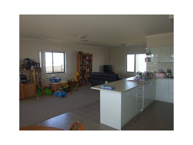 36 Best Street, Parkes NSW 2870