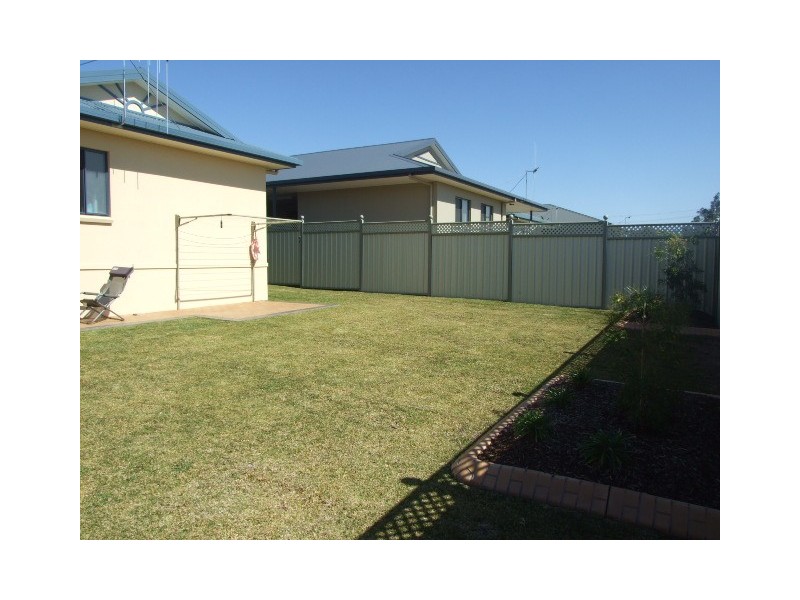 36 Best Street, Parkes NSW 2870