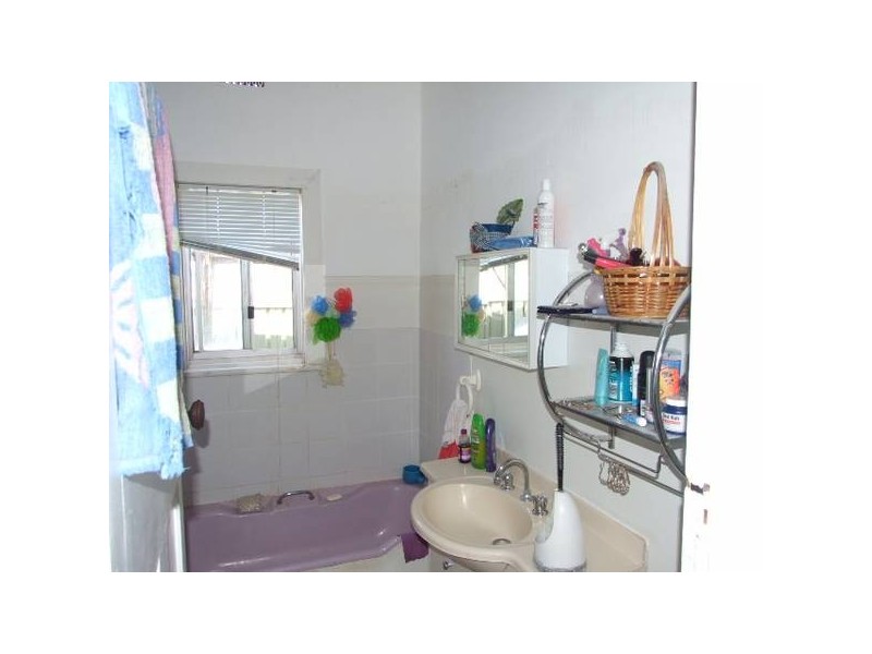 58 Boori Street, Peak Hill NSW 2869