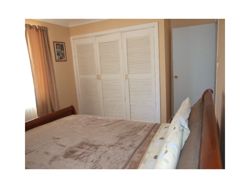 118 Boori Street, Peak Hill NSW 2869