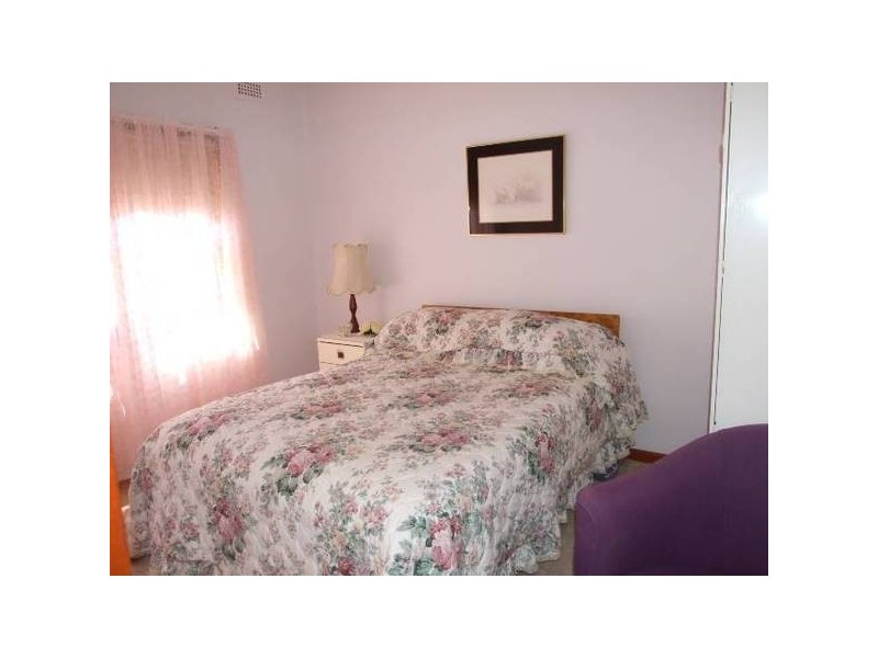 27 Mitchell, Parkes NSW 2870