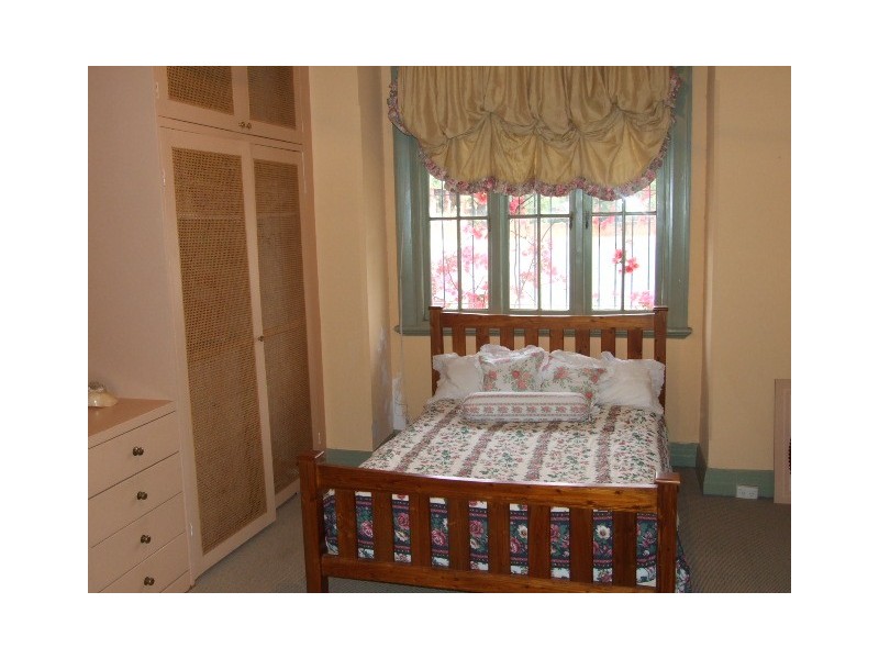 45 Church Street, Parkes NSW 2870
