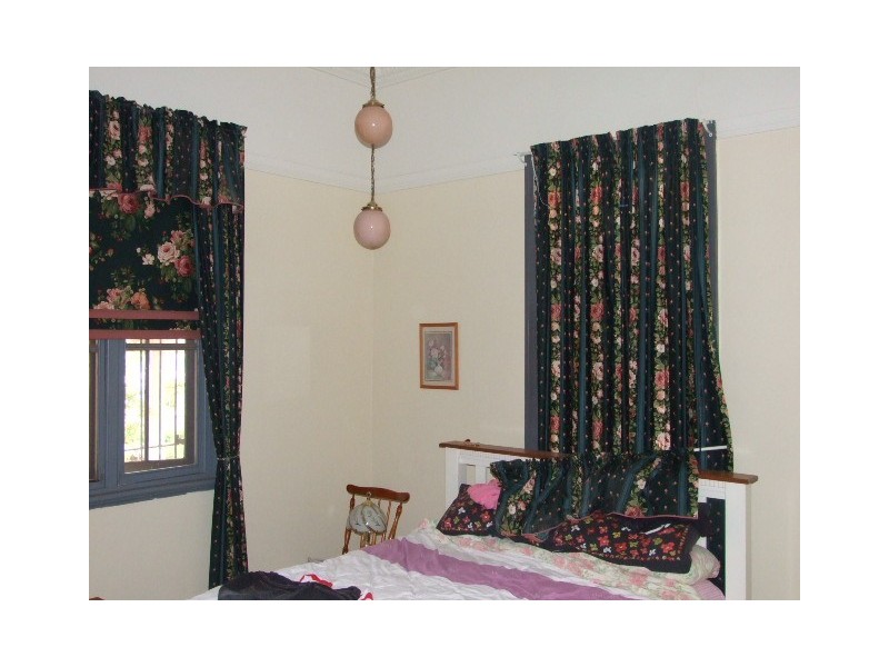 45 Church Street, Parkes NSW 2870