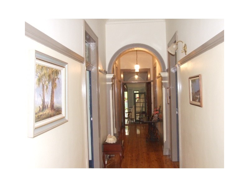 45 Church Street, Parkes NSW 2870