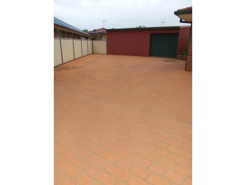 10 Endeavour Place, Parkes NSW 2870