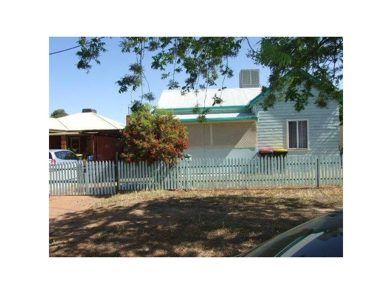 55 Cecile Street, Parkes NSW 2870