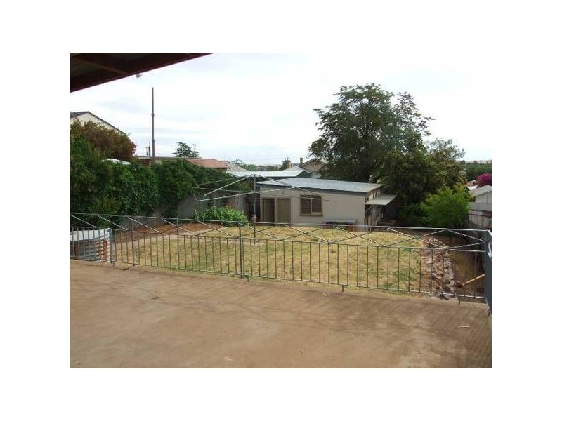 50 High Street, Parkes NSW 2870