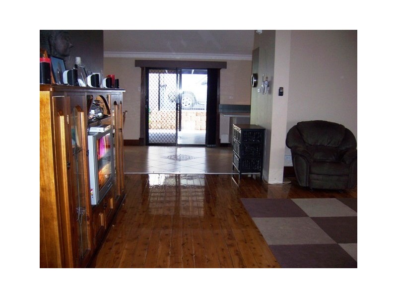 34 Gap Street, Parkes NSW 2870