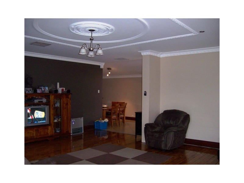 34 Gap Street, Parkes NSW 2870