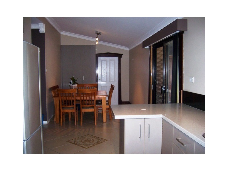 34 Gap Street, Parkes NSW 2870