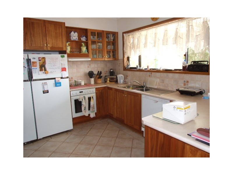 2 Hillcrest Avenue, Parkes NSW 2870