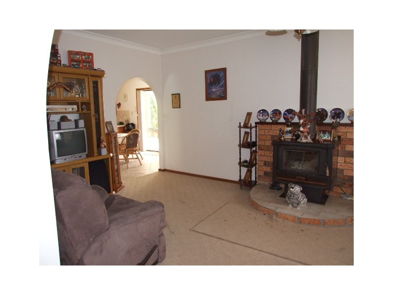 2 Hillcrest Avenue, Parkes NSW 2870