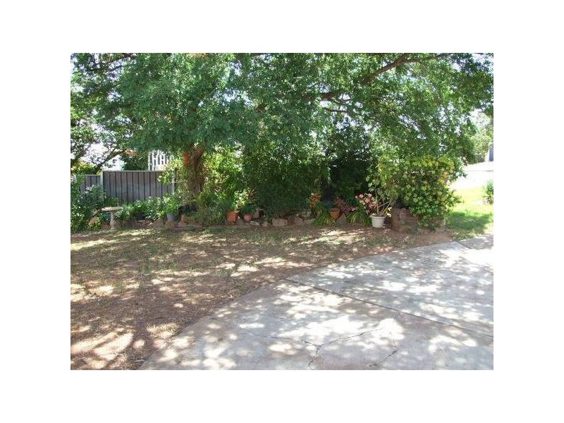 6 Lorger Street, Parkes NSW 2870