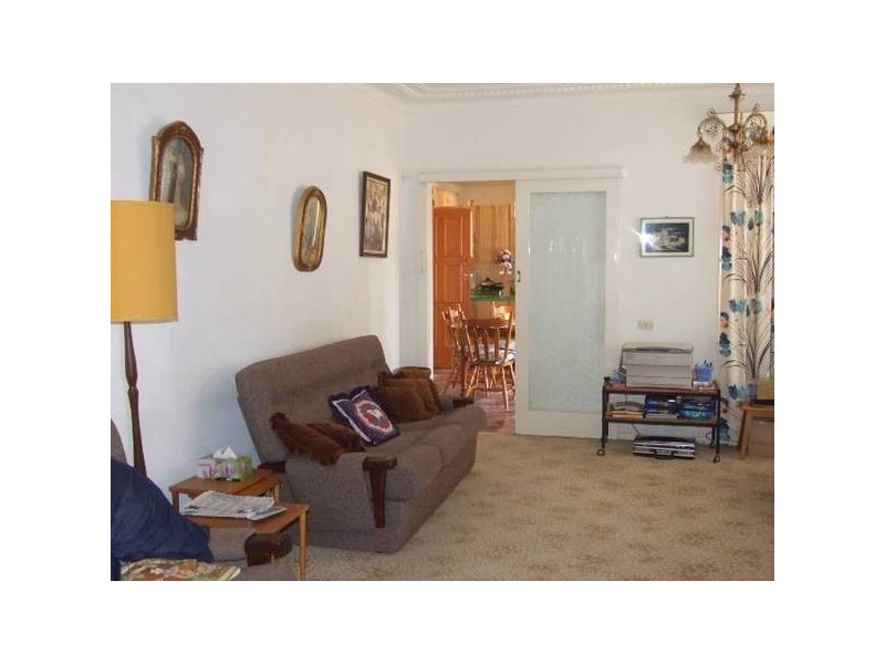 6 Lorger Street, Parkes NSW 2870
