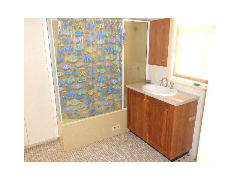 2 Gap Street, Parkes NSW 2870