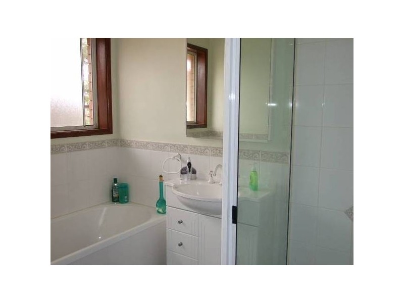 6 Bowditch Crescent, Parkes NSW 2870