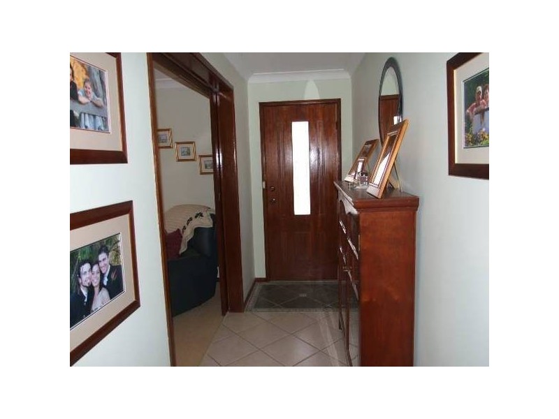6 Bowditch Crescent, Parkes NSW 2870