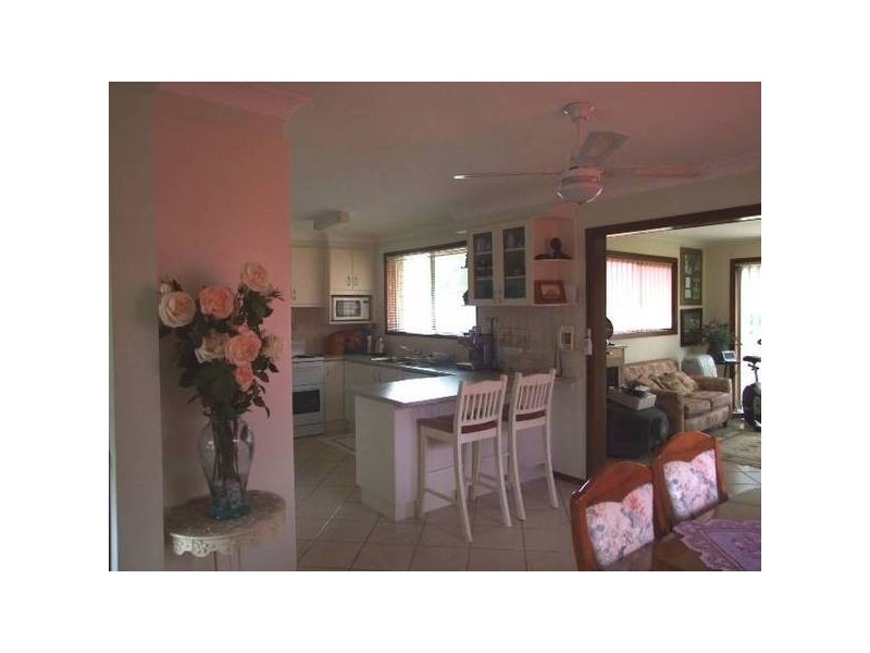 6 Bowditch Crescent, Parkes NSW 2870