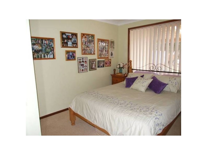 6 Bowditch Crescent, Parkes NSW 2870