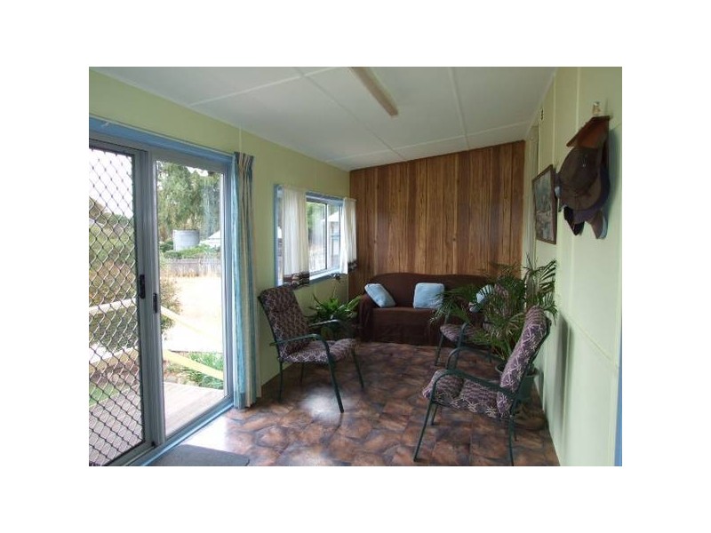 19 Reid Street, Parkes NSW 2870