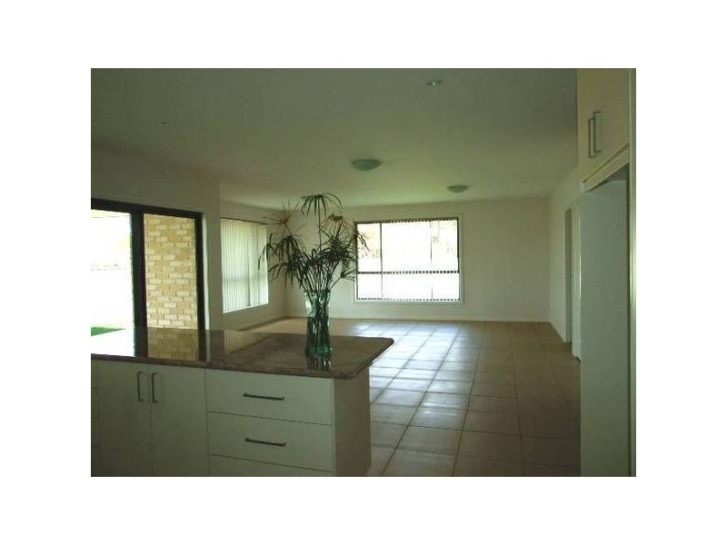 33 Noonan Street, Parkes NSW 2870