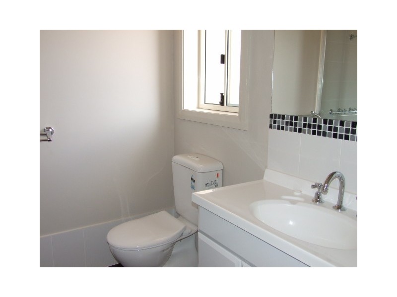 1/80 Close Street, Parkes NSW 2870