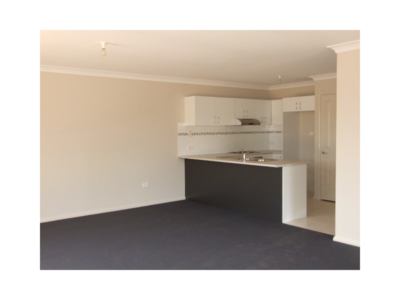 1/80 Close Street, Parkes NSW 2870