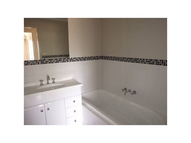 4/80 Close Street, Parkes NSW 2870