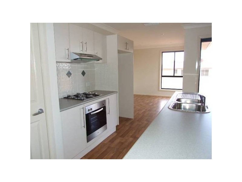 7 Cedar Crescent, Parkes NSW 2870