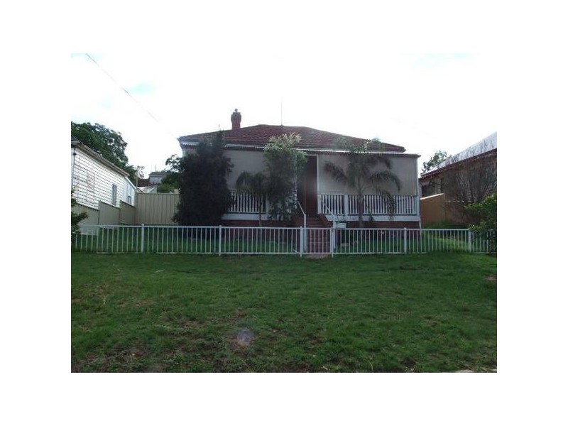 31 Hill Street, Parkes NSW 2870
