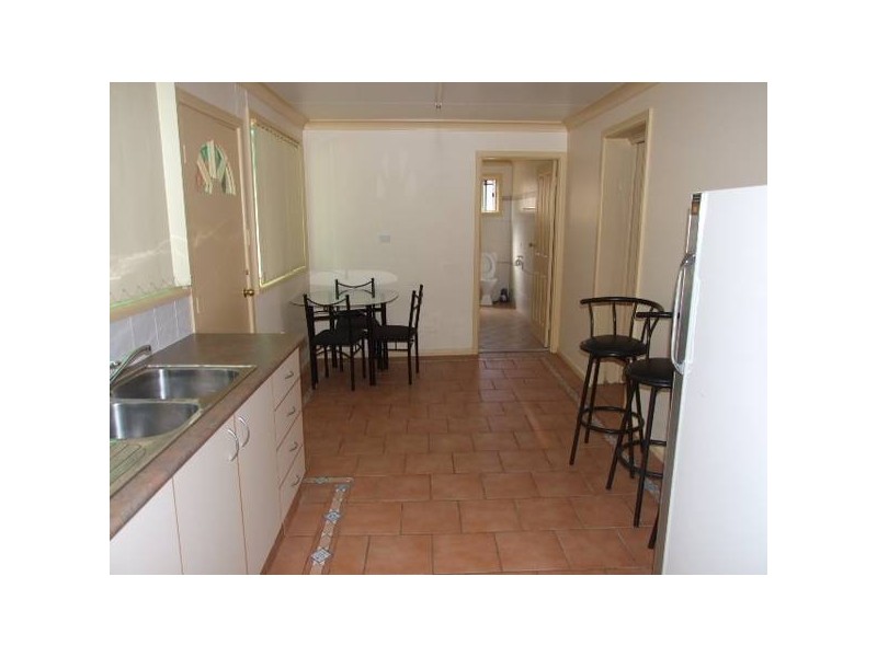 31 Hill Street, Parkes NSW 2870