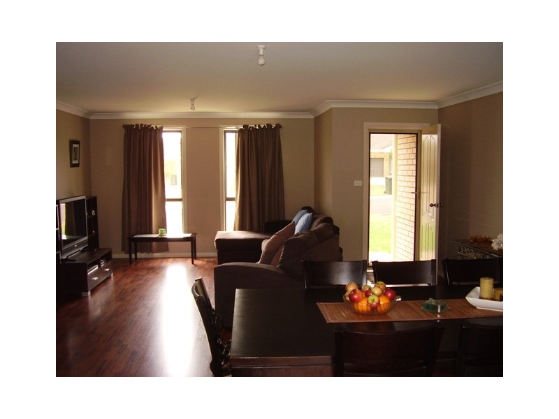 14 George Field Drive, Parkes NSW 2870