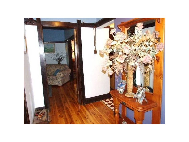 5 Bollinger Street, Parkes NSW 2870