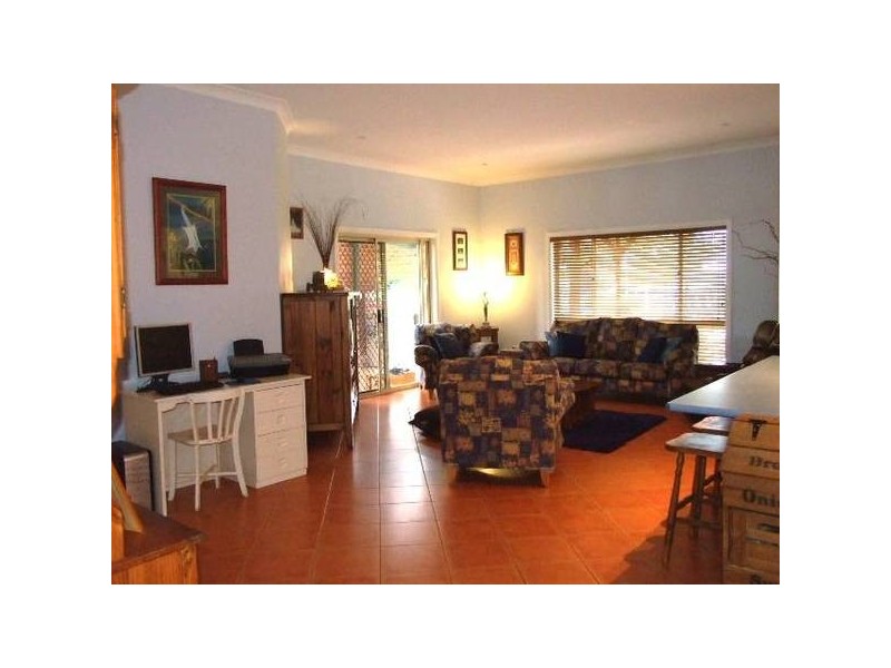5 Bollinger Street, Parkes NSW 2870