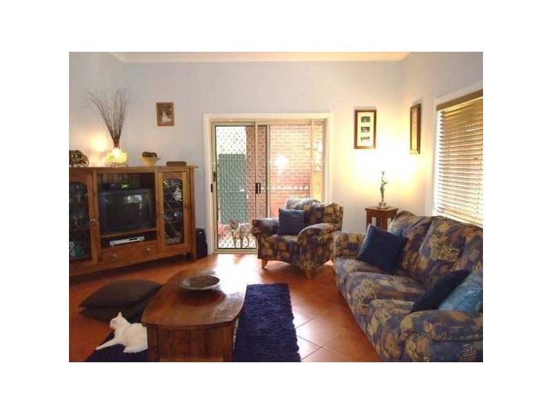 5 Bollinger Street, Parkes NSW 2870