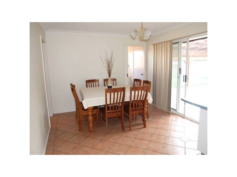 5 Ebelina Crescent, Parkes NSW 2870