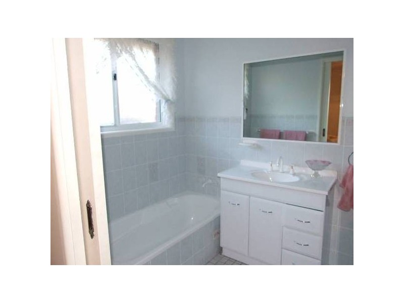 5 Ebelina Crescent, Parkes NSW 2870