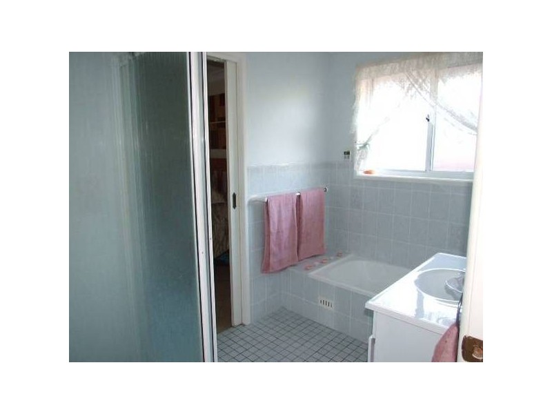 5 Ebelina Crescent, Parkes NSW 2870