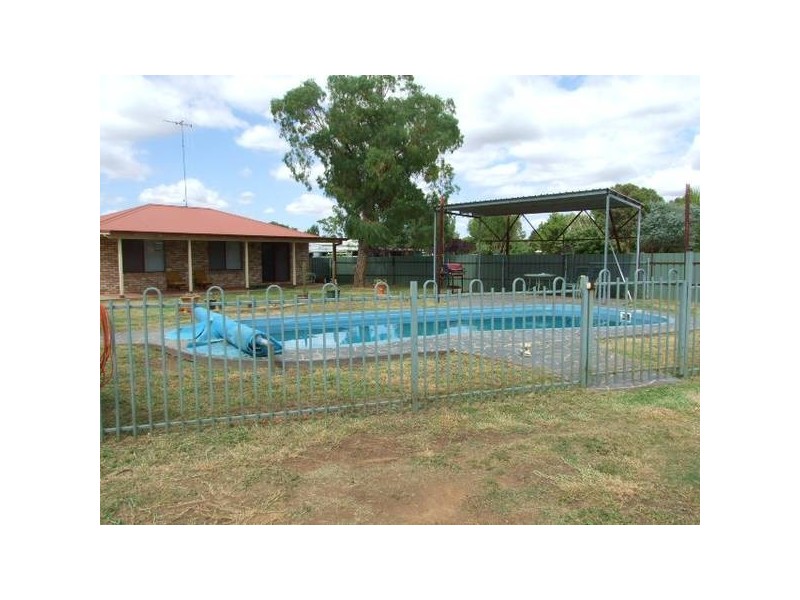 23 Kelly Road, Parkes NSW 2870