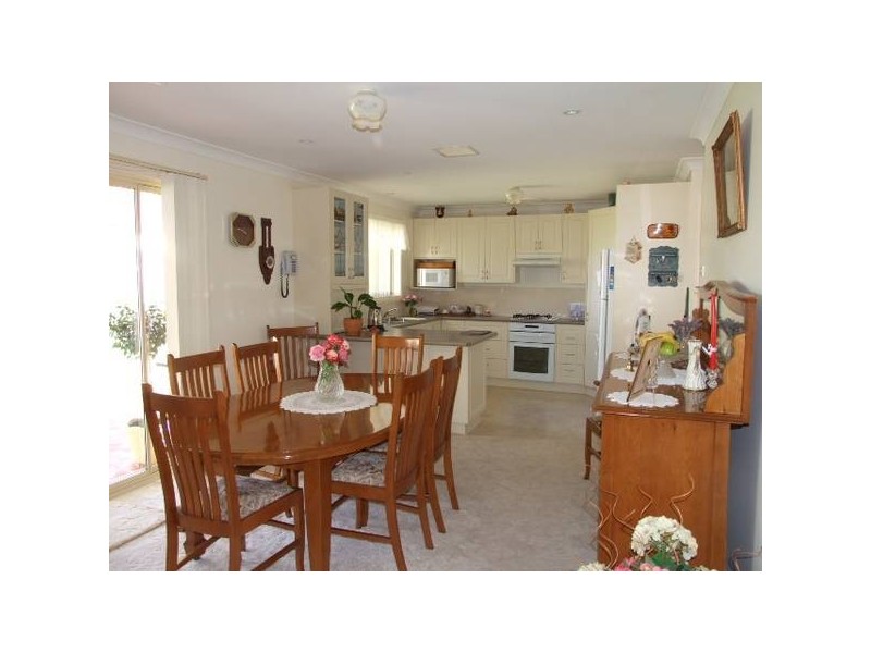 31 Danilenko Street, Parkes NSW 2870