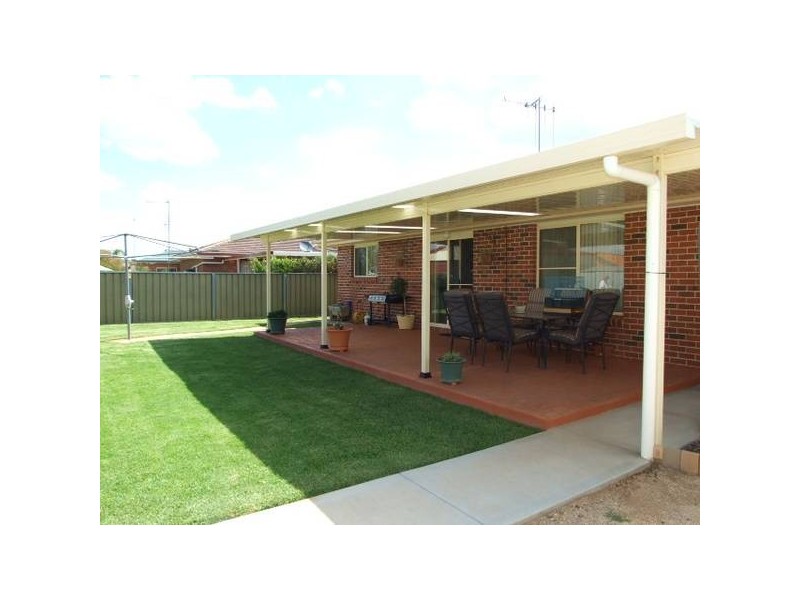 31 Danilenko Street, Parkes NSW 2870