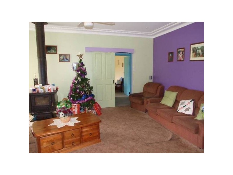 41 Orange Street, Parkes NSW 2870