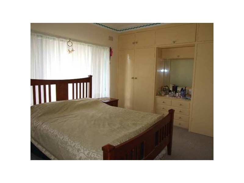 41 Orange Street, Parkes NSW 2870