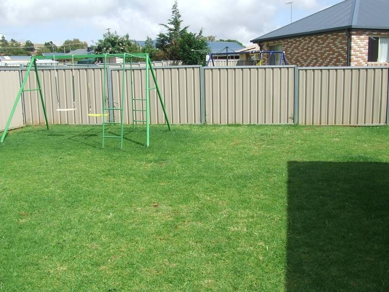 14 Noonan Street, Parkes NSW 2870