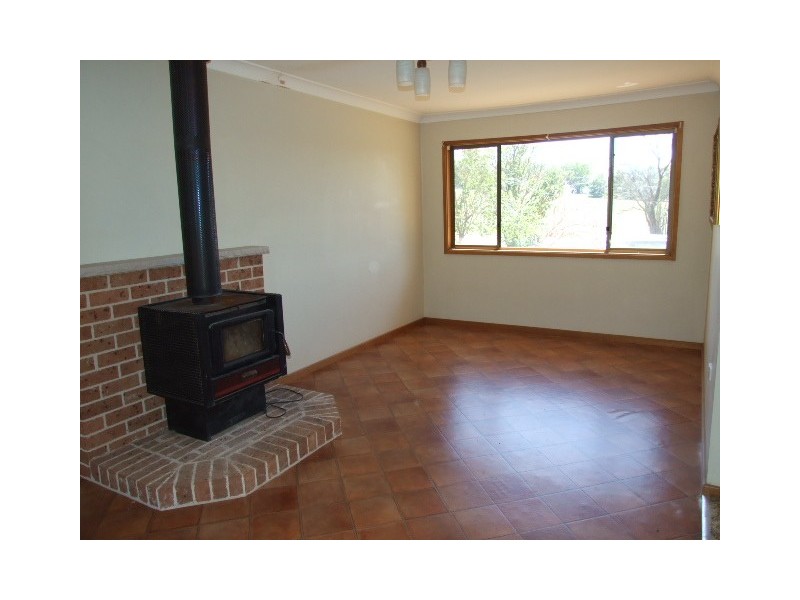 22 Hamilton Road, Parkes NSW 2870