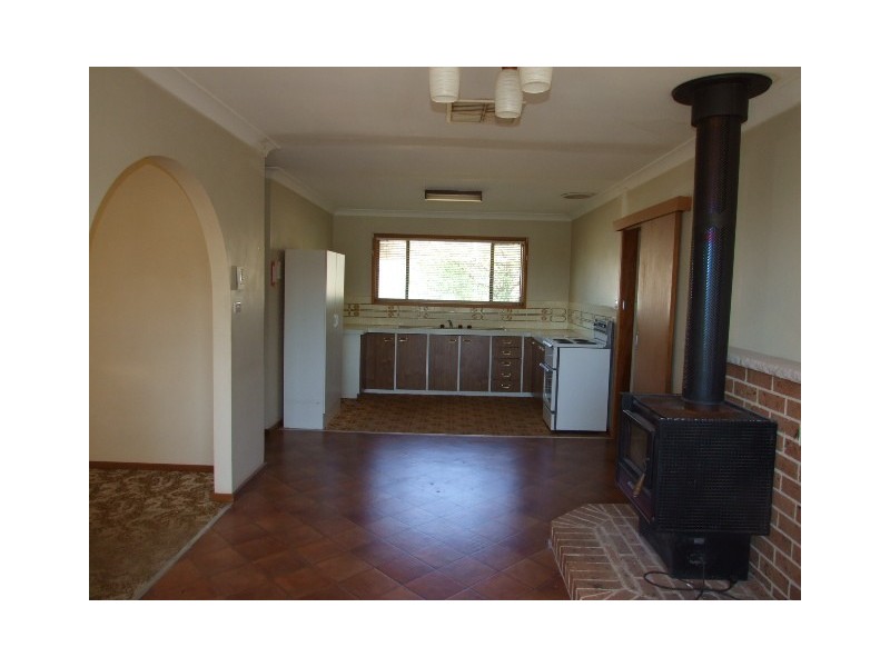 22 Hamilton Road, Parkes NSW 2870