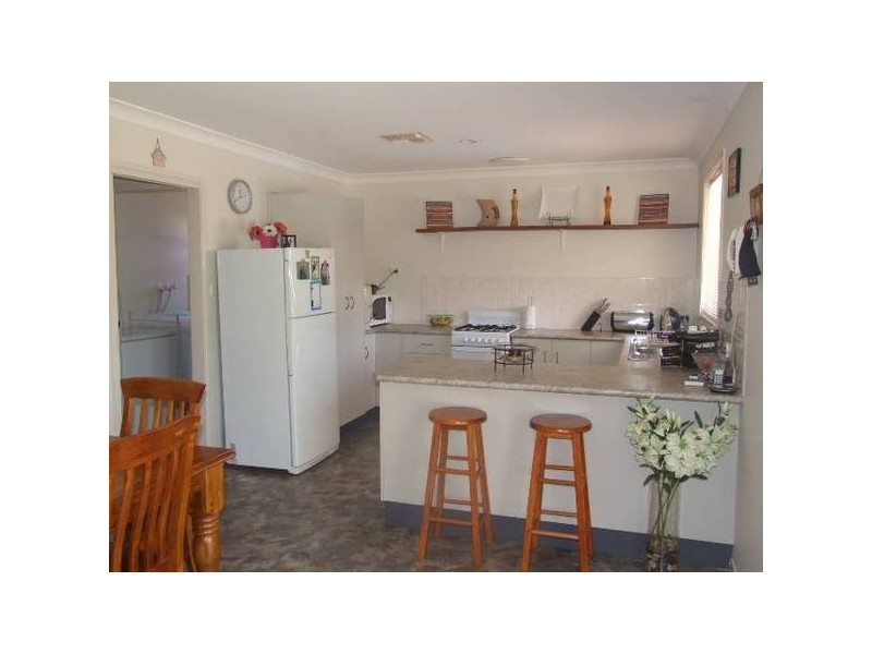 102 Dalton Street, Parkes NSW 2870