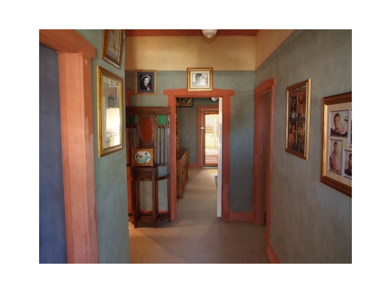 40 Bushman Street, Parkes NSW 2870