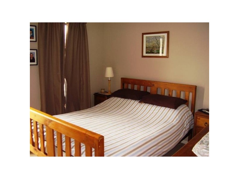 14 George Field Drive, Parkes NSW 2870