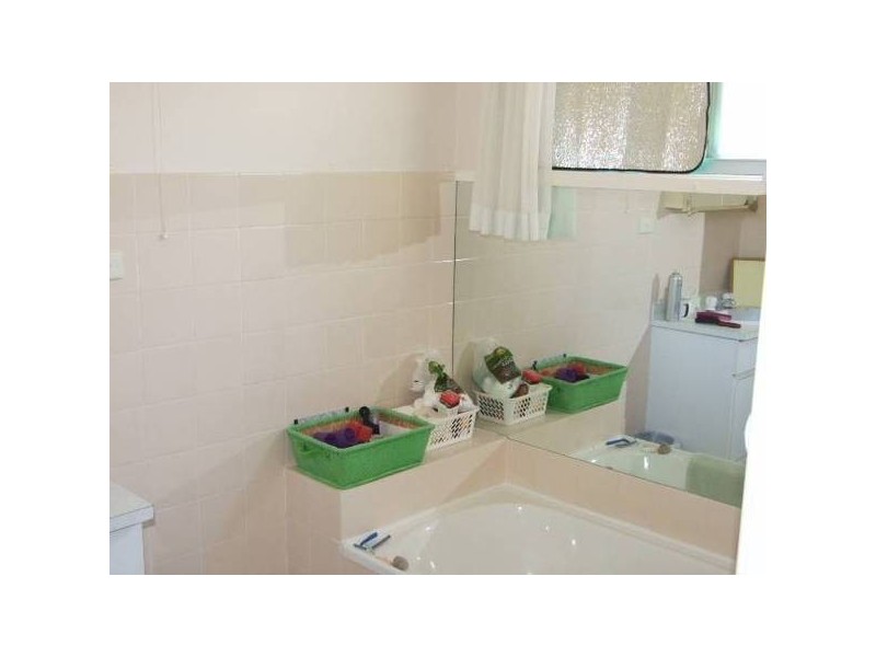 3 Molong Road, Parkes NSW 2870